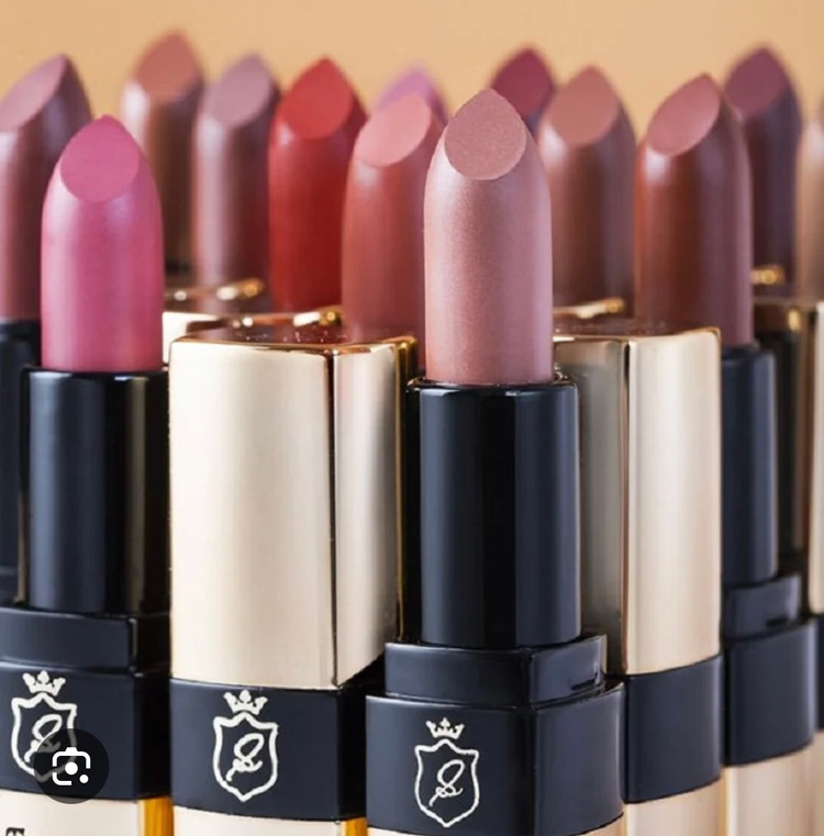 رژلب مات جامد