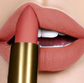 رژلب مات جامد